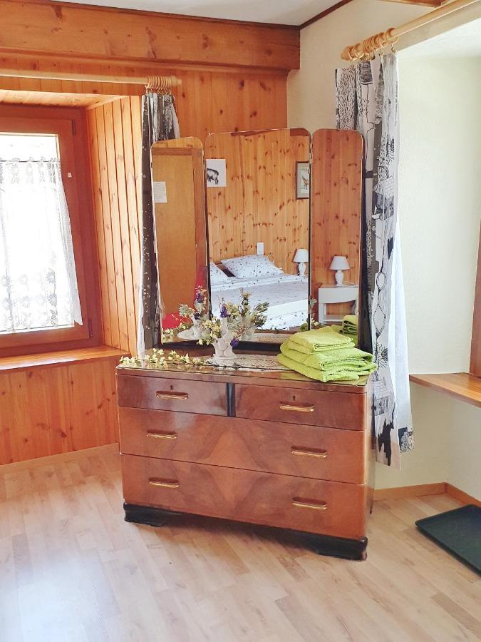 Bnb "A La Crus" Crana Екстер'єр фото